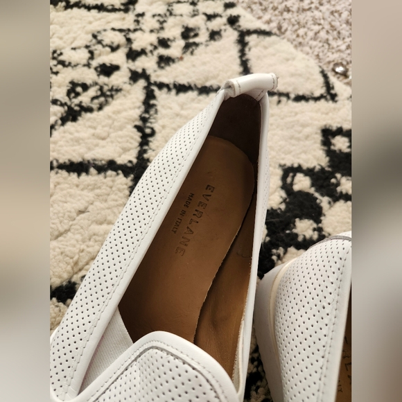 Everlane White Leather Perforated Slip-On Shoes 8.5 - Picture 5 of 10
